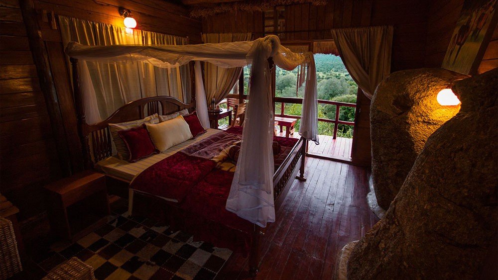 Mburo Safari Lodge - inside the cottage
